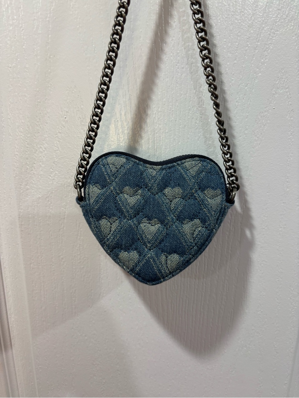 NWT authentic Kurt Geiger Denim Heart Quilted Mini Crossbody Bag - Blue - Picture 3 of 7